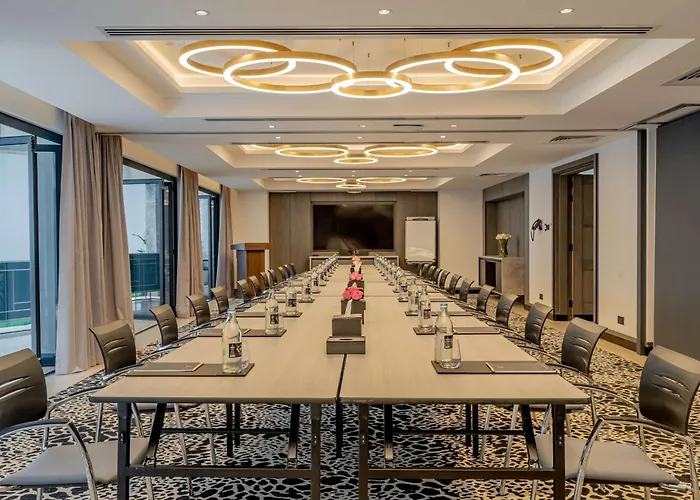 Kwetu Nairobi, Curio Collection By Hilton